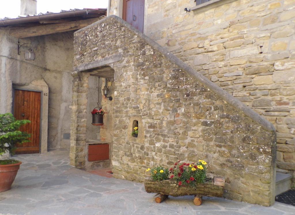 Casa Vacanze Podere Ugolini Ronta Exterior photo