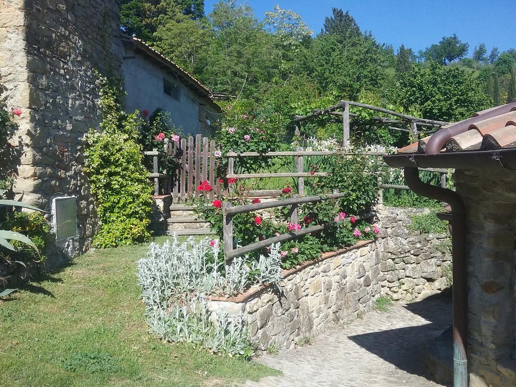 Casa Vacanze Podere Ugolini Ronta Exterior photo