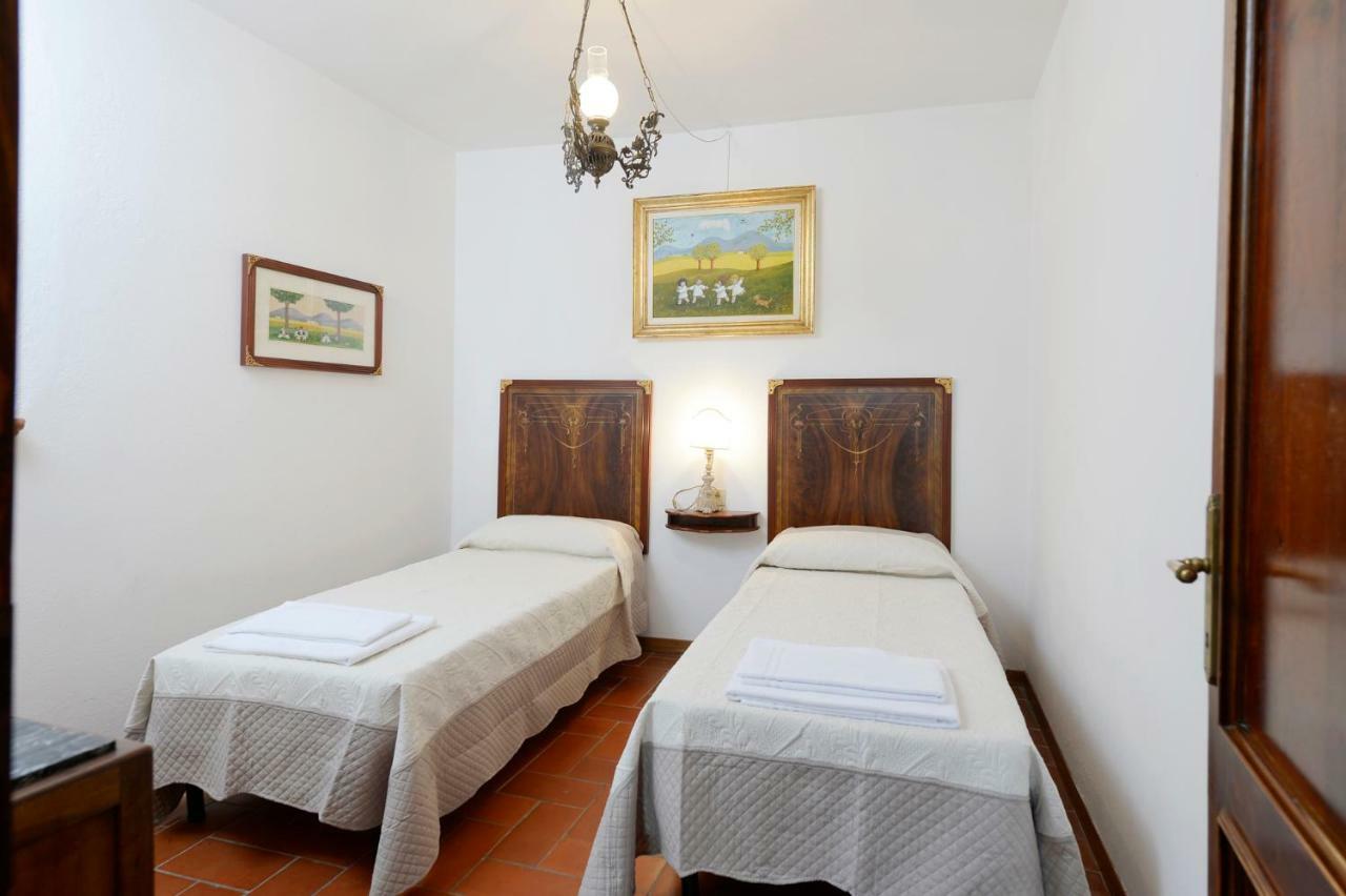 Casa Vacanze Podere Ugolini Ronta Exterior photo
